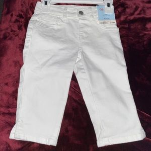 Capri pants